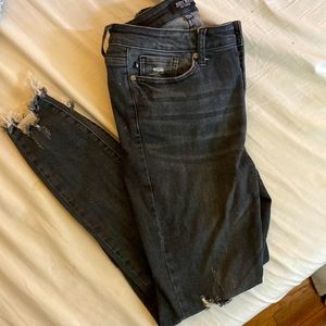 Judy blues size 7/28. Charcoal colored distressed jeans